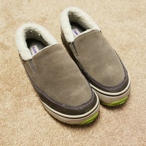 Sorel slip ons mocassins